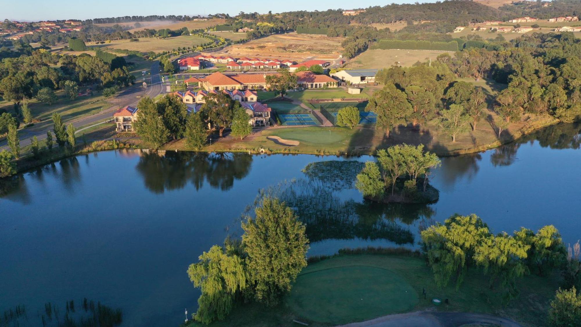 Hidden Valley Resort Wallan Екстериор снимка